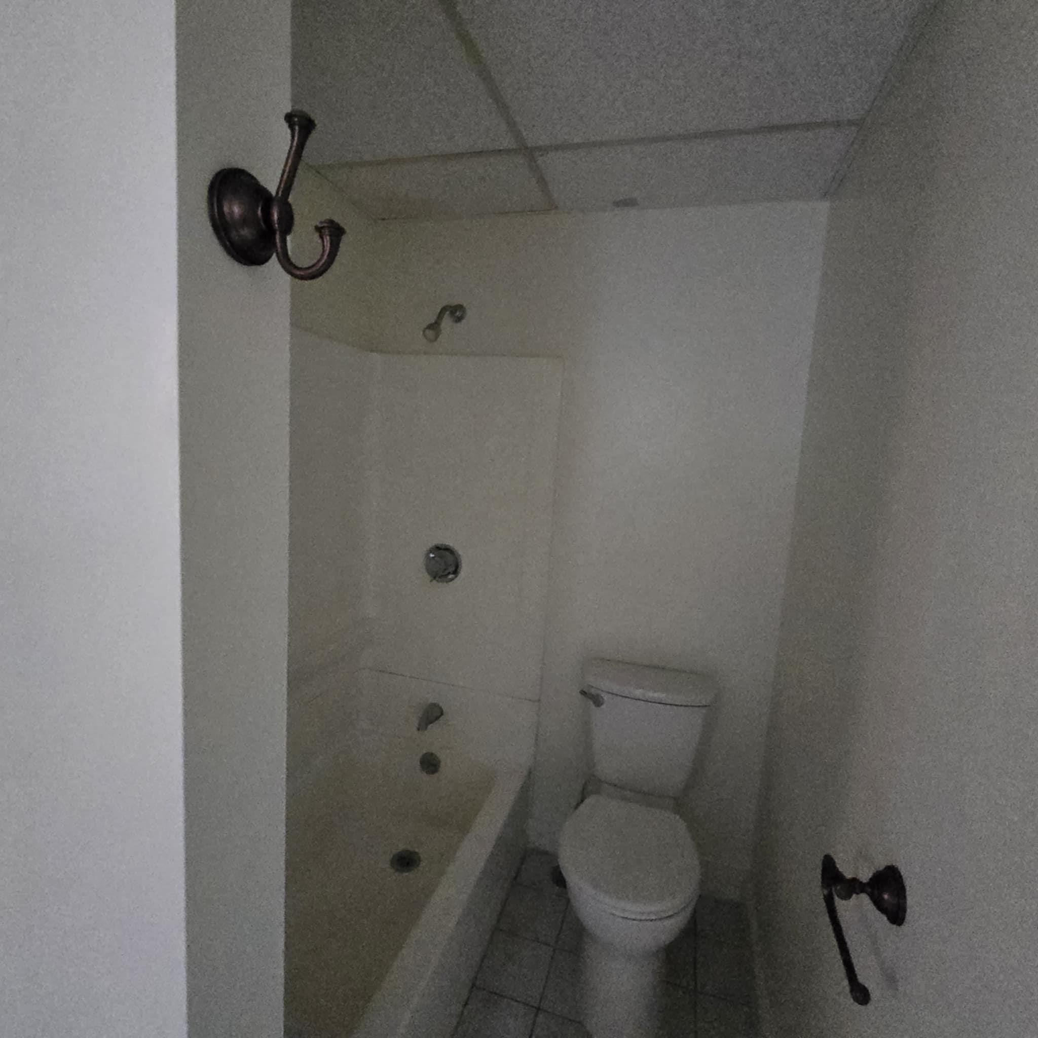 515 Central Avenue, Unit 5 Dover, NH 03820 - Photo 13 of 36