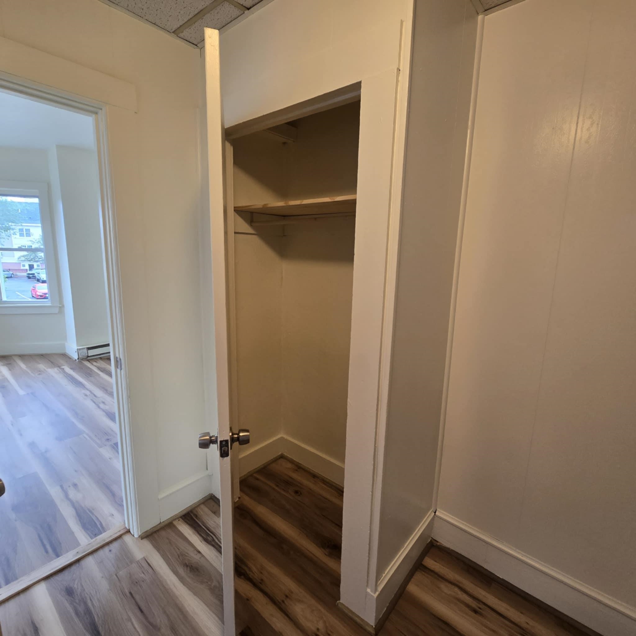 515 Central Avenue, Unit 5 Dover, NH 03820 - Photo 17 of 36