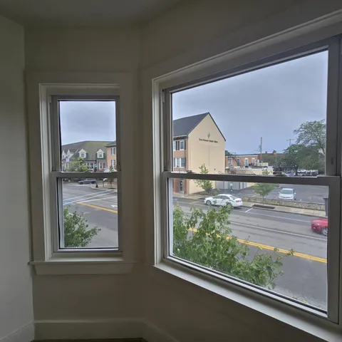 $1,795 | 515 Central Avenue, Unit 5, Dover, NH 03820