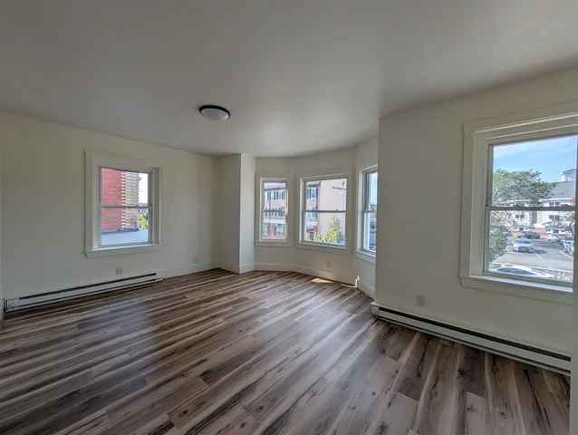 $1,795 | 515 Central Avenue, Unit 5, Dover, NH 03820