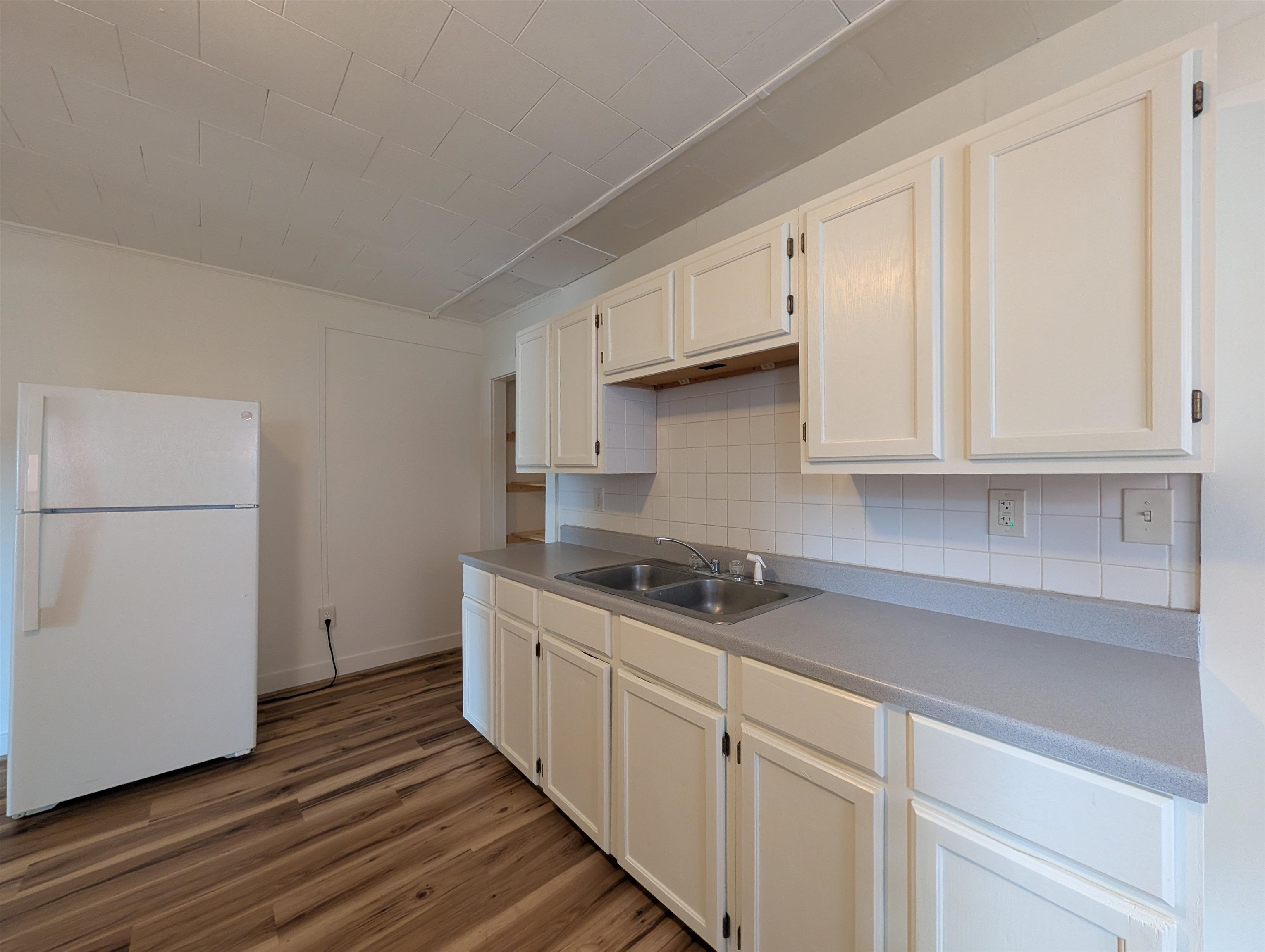 515 Central Avenue, Unit 5 Dover, NH 03820 - Photo 8 of 36