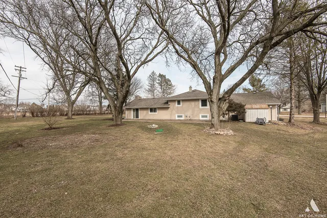 $2,850 | 106 Sharon Drive, Sleepy Hollow, IL 60118