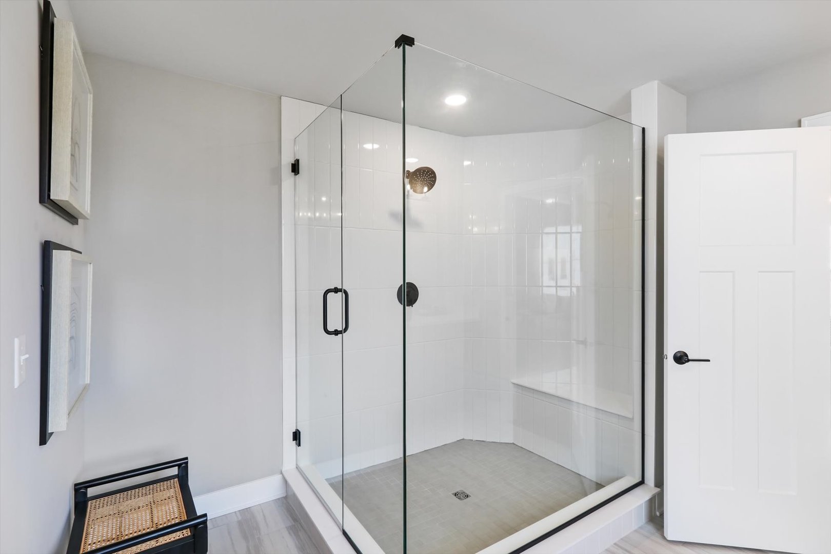 3853 Cumnor Road Downers Grove, IL 60515 - Photo 28 of 35 a bathroom with a shower and a sink