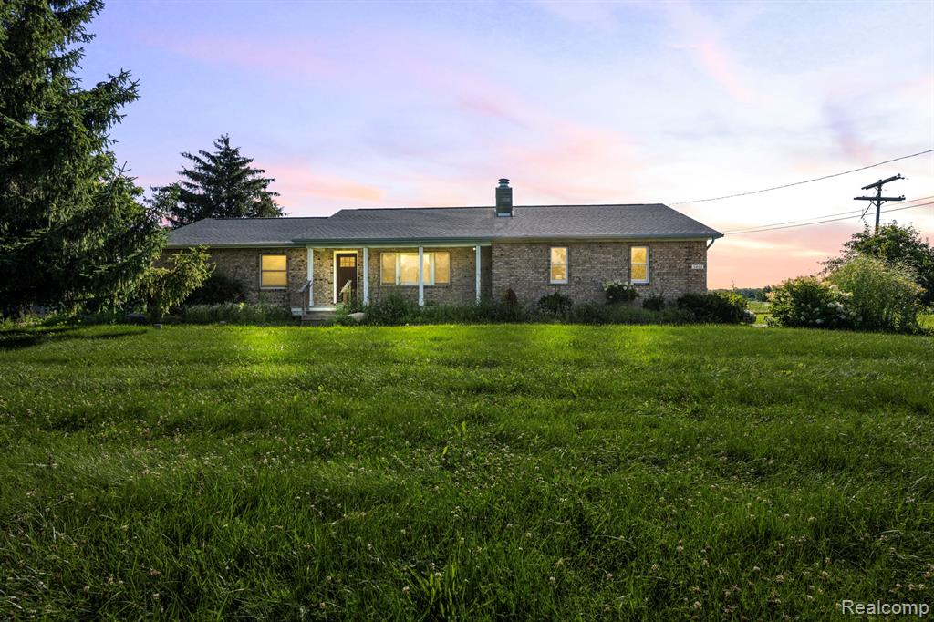 5466 North Webster Road Flint, MI 48504 - Photo 1 of 59