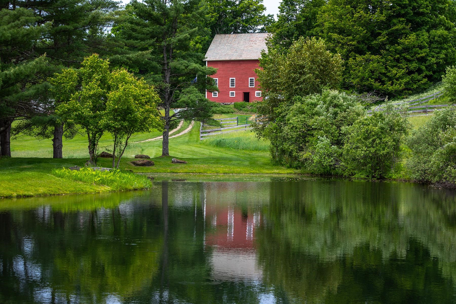 5798 S Road Woodstock, VT 05071 - Photo 3 of 56