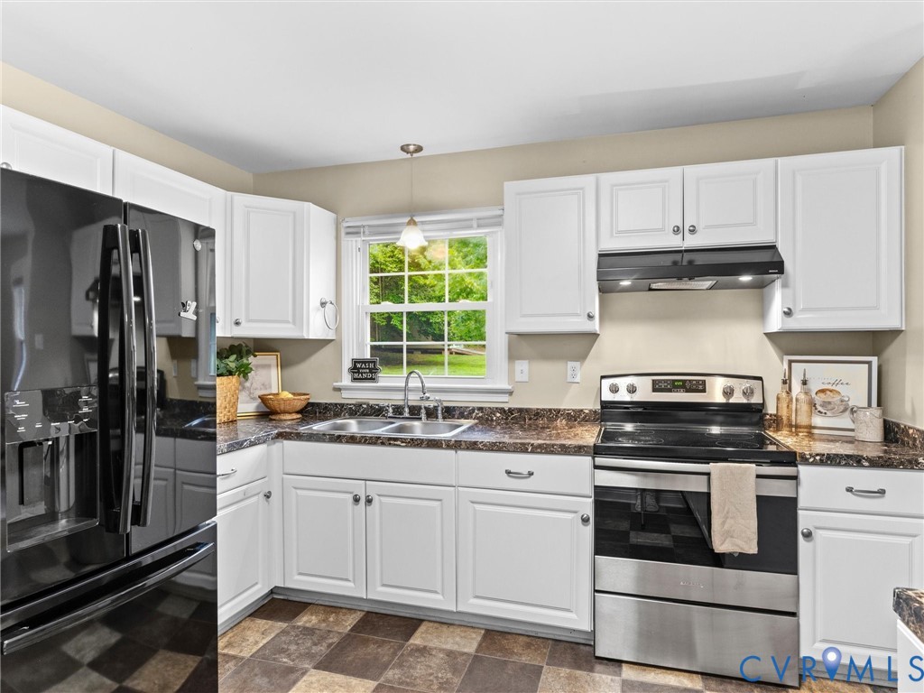 2949 Moyer Road Powhatan, VA 23139 - Photo 17 of 54 Gallery Image 17