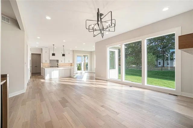 $849,750 | 12405 West 184th Street, Overland Park, KS 66013