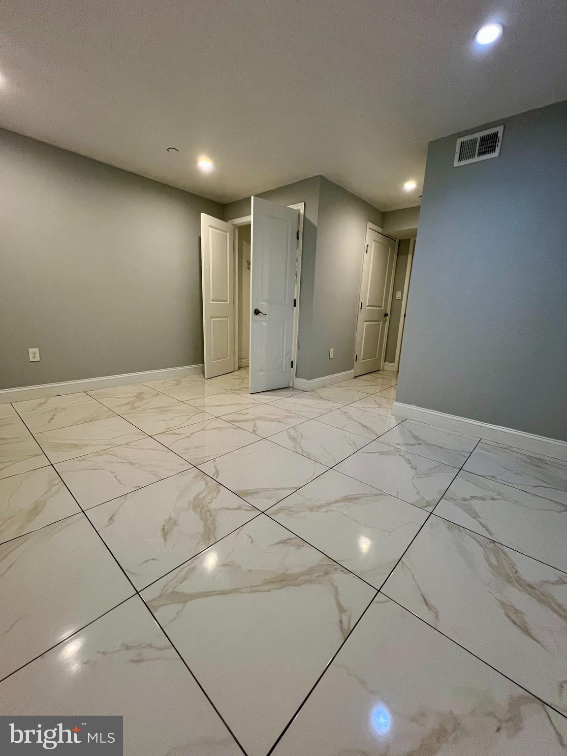 1703 South 22nd Street, Unit 1 Philadelphia, PA 19145 - Photo 21 of 27 a view of an empty room