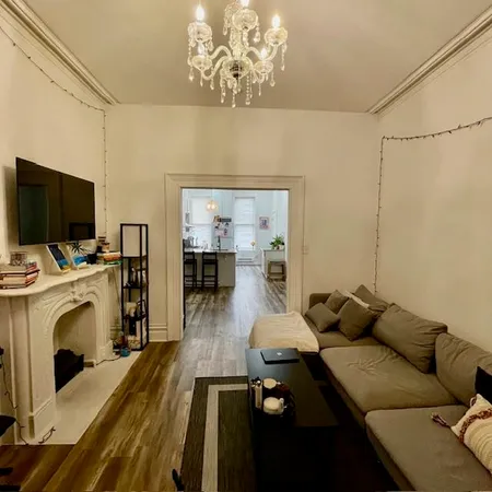 $2,000 | 334 Communipaw Avenue, Jersey City, NJ 07304