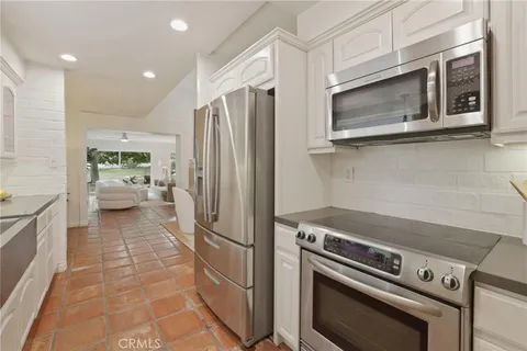 $3,225,000 | 354 62nd Street, Newport Beach, CA 92663