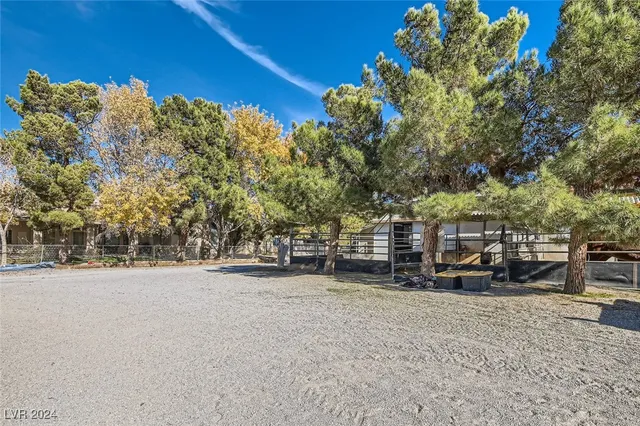 $6,920,000 | 6325 Guy Avenue, Las Vegas, NV 89131