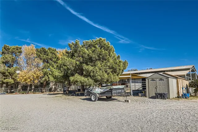 $6,920,000 | 6325 Guy Avenue, Las Vegas, NV 89131