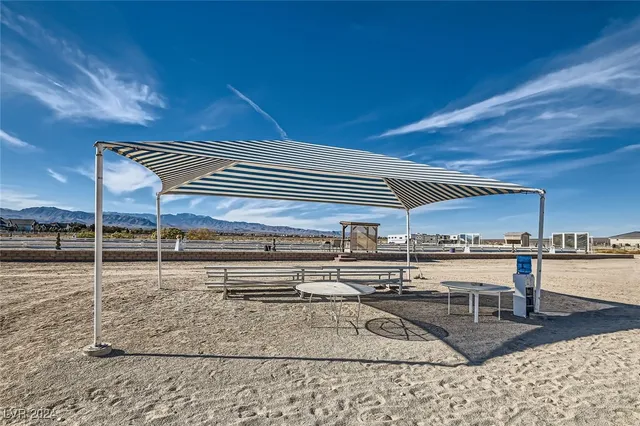 $6,920,000 | 6325 Guy Avenue, Las Vegas, NV 89131