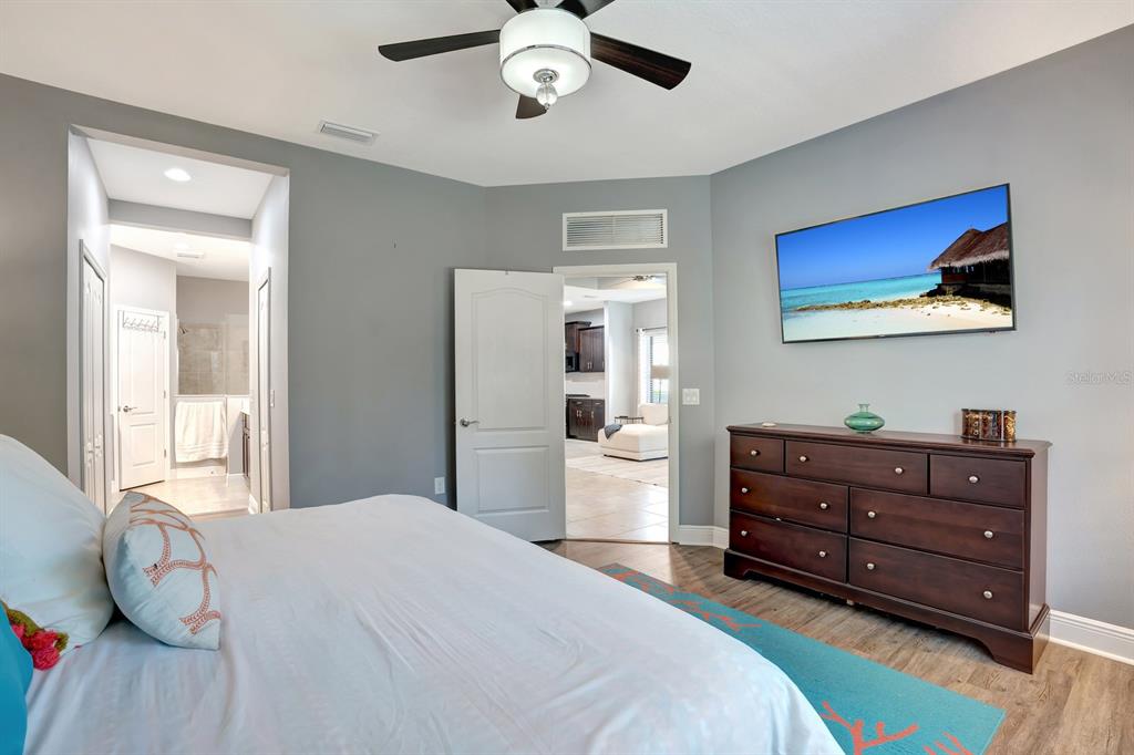 1195 Collier Place Venice, FL 34293 - Photo 19 of 36