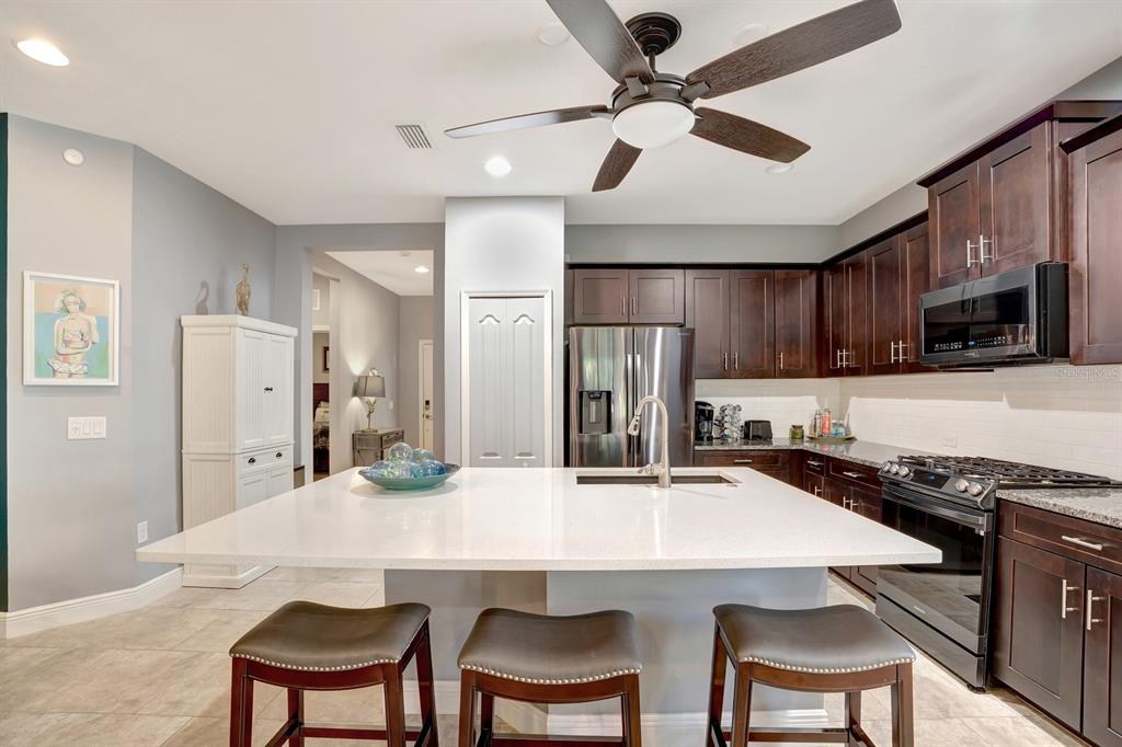 1195 Collier Place Venice, FL 34293 - Photo 10 of 36