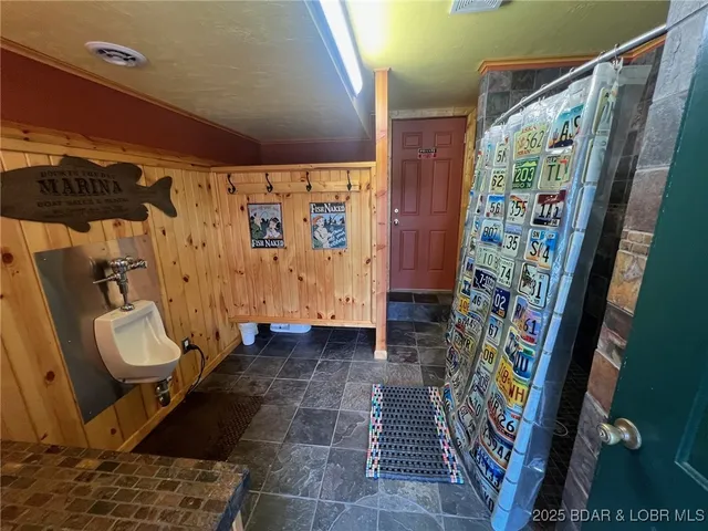 $1,390,000 | 32945 Green Hills Road, Gravois Mills, MO 65037