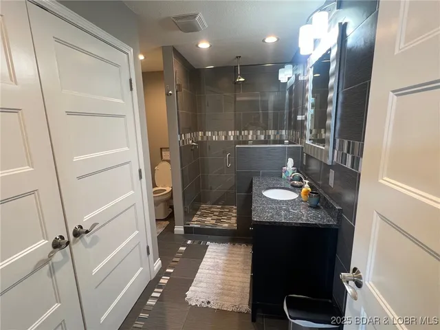 $1,390,000 | 32945 Green Hills Road, Gravois Mills, MO 65037