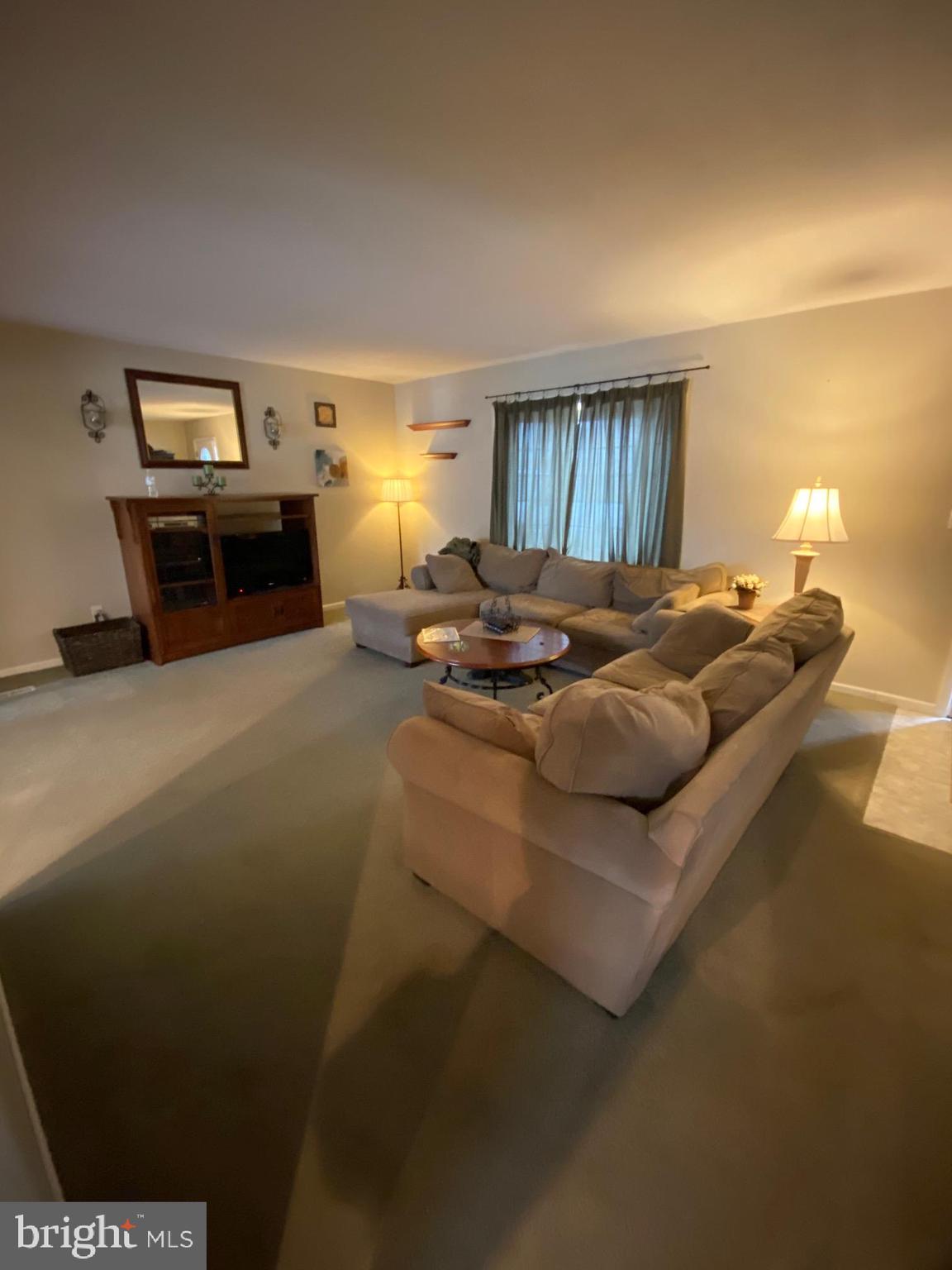 1 Uranus Road Sewell, NJ 08080 - Photo 8 of 22 Gallery Image 8