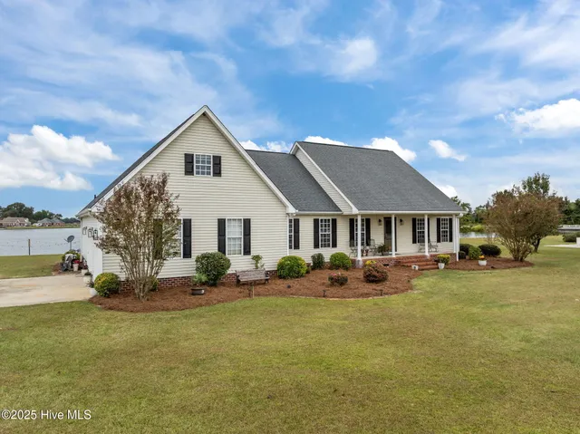 $435,000 | 3553 Fountain Hill Drive, Grifton, NC 28530