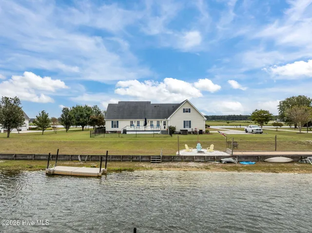 $435,000 | 3553 Fountain Hill Drive, Grifton, NC 28530