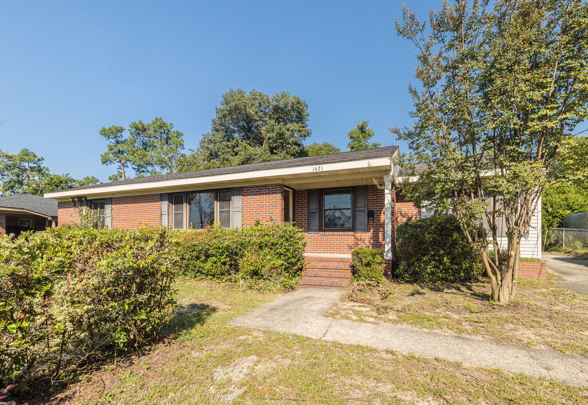 1621 Pendleton Road Augusta, GA 30904 - Photo 1 of 39 SBP_8010