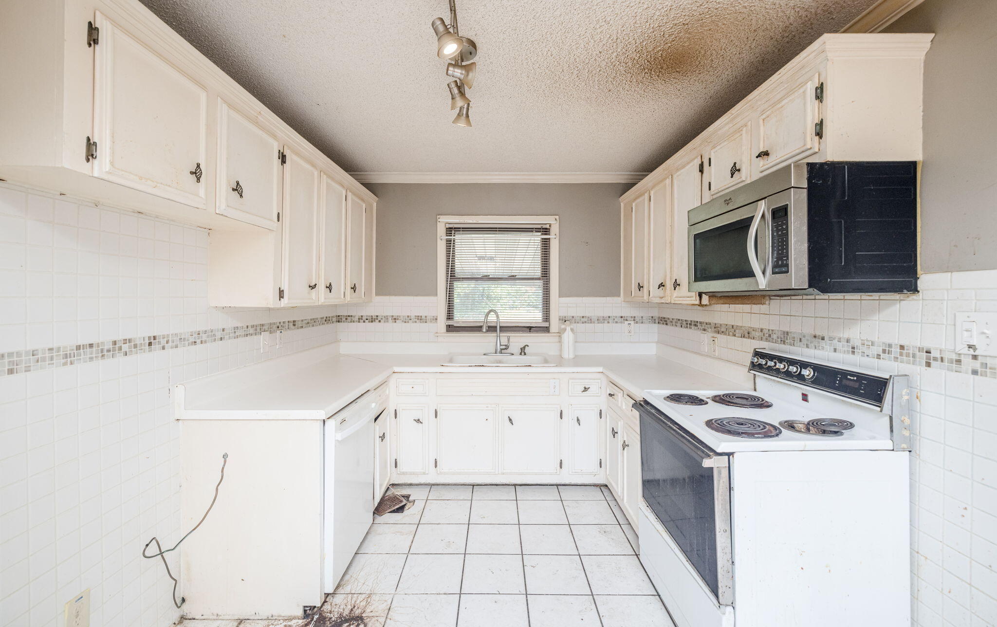 1621 Pendleton Road Augusta, GA 30904 - Photo 9 of 39 SBP_8021