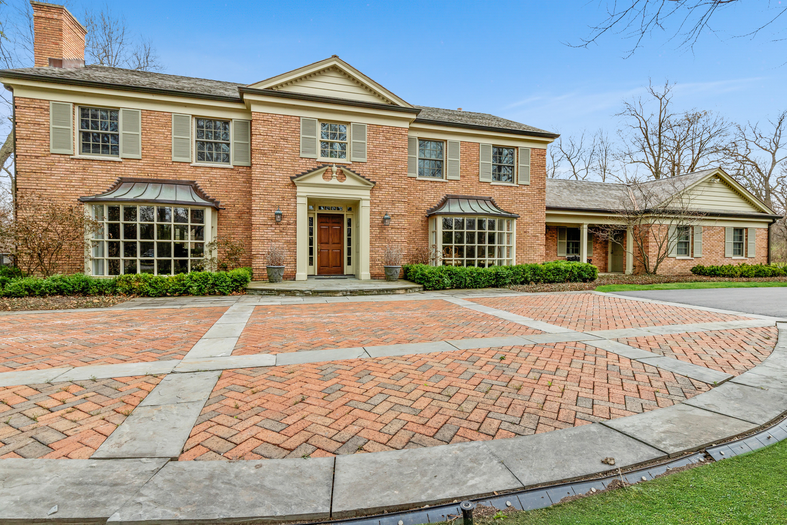 511 Cambridge Lane Lake Bluff, IL 60044 - Photo 3 of 38