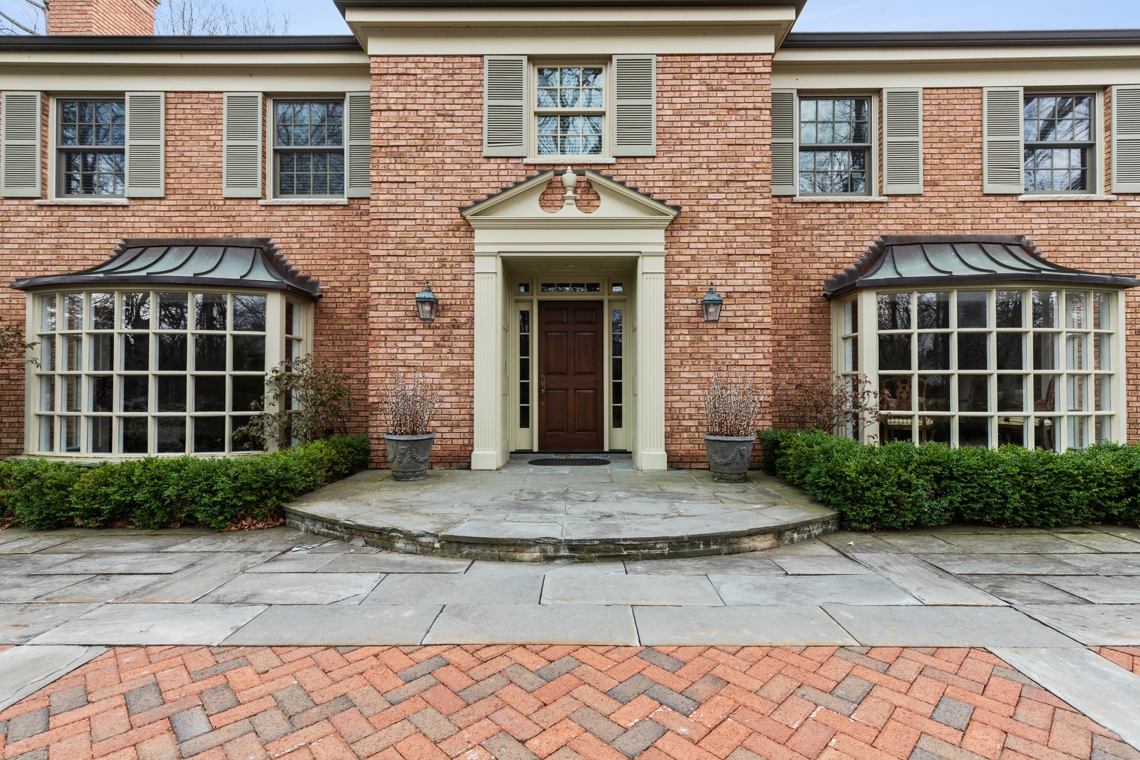 511 Cambridge Lane Lake Bluff, IL 60044 - Photo 4 of 38