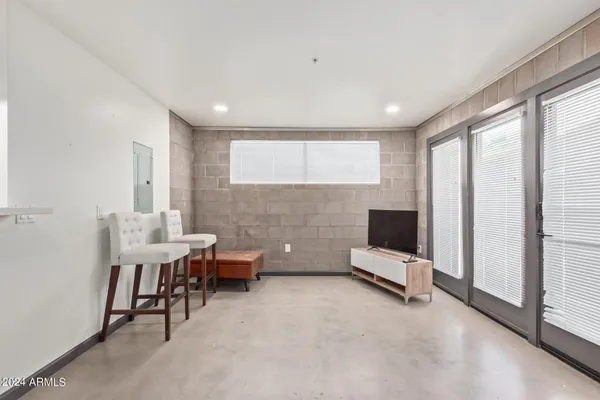 a view of a livingroom with furniture