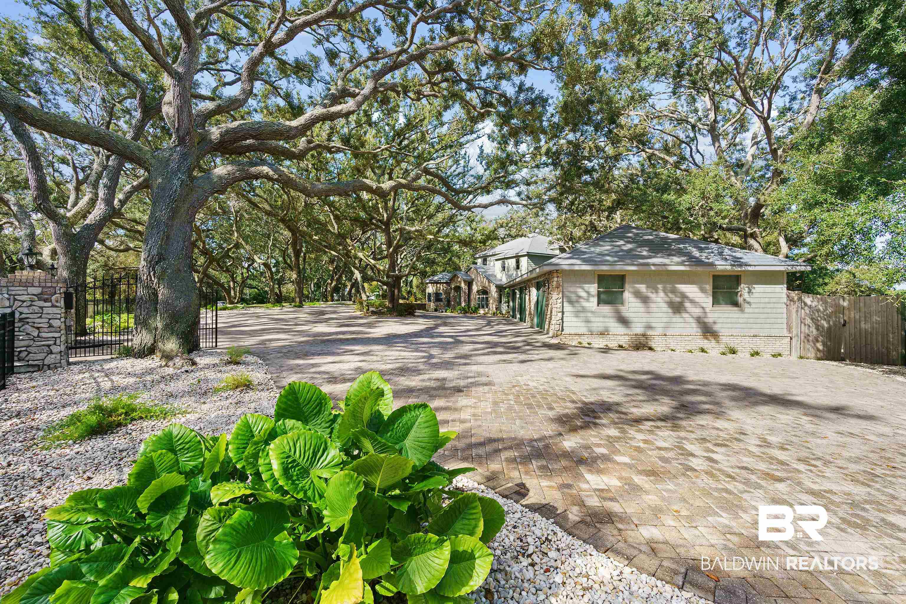 29733 Spring Branch Road West Elberta, AL 36530 - Photo 3 of 50