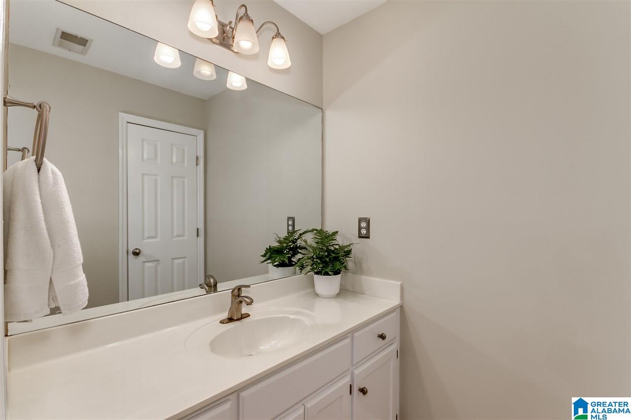 711 Zelda Place Birmingham, AL 35209 - Photo 30 of 41
