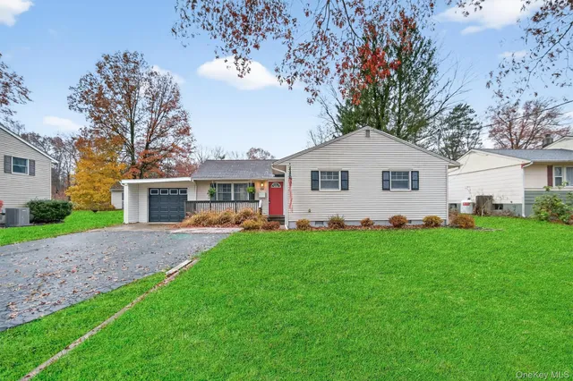 $450,000 | 24 Patricia Lane, Washingtonville, NY 10992