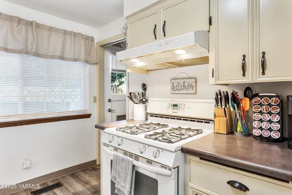 $319,000 | 4004 Avalanche Avenue, Yakima, WA 98908
