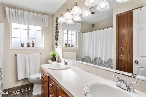 $319,000 | 4004 Avalanche Avenue, Yakima, WA 98908