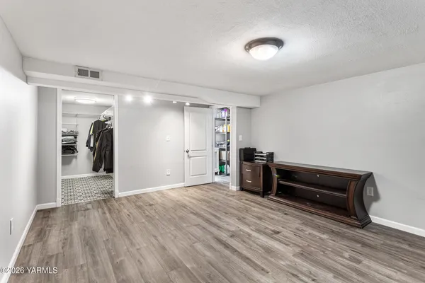 $319,000 | 4004 Avalanche Avenue, Yakima, WA 98908