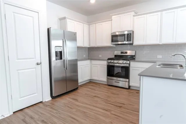 $2,395 | 913 Legends Lane, Georgetown, TX 78628