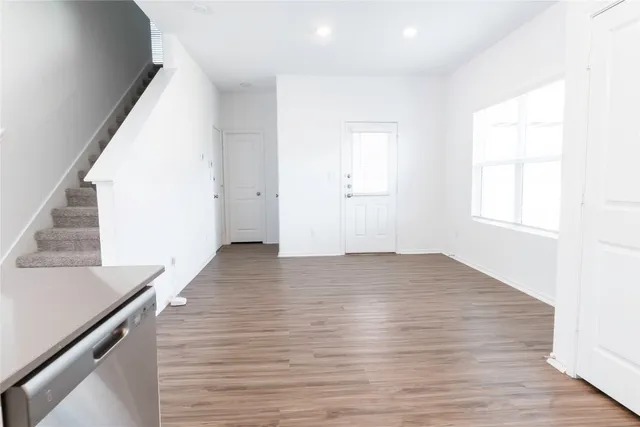 $2,395 | 913 Legends Lane, Georgetown, TX 78628