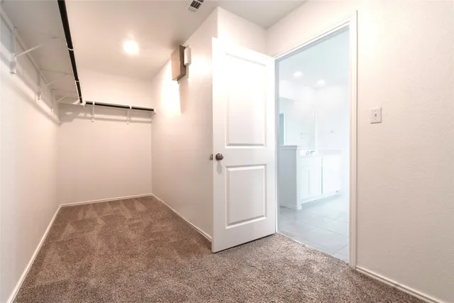 $2,395 | 913 Legends Lane, Georgetown, TX 78628