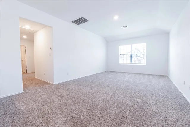 $2,395 | 913 Legends Lane, Georgetown, TX 78628