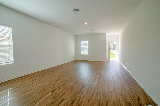 $2,395 | 913 Legends Lane, Georgetown, TX 78628