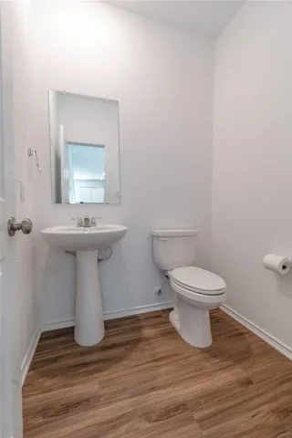 $2,395 | 913 Legends Lane, Georgetown, TX 78628