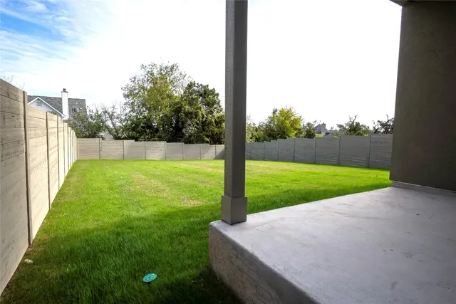 $2,395 | 913 Legends Lane, Georgetown, TX 78628