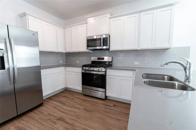 $2,395 | 913 Legends Lane, Georgetown, TX 78628