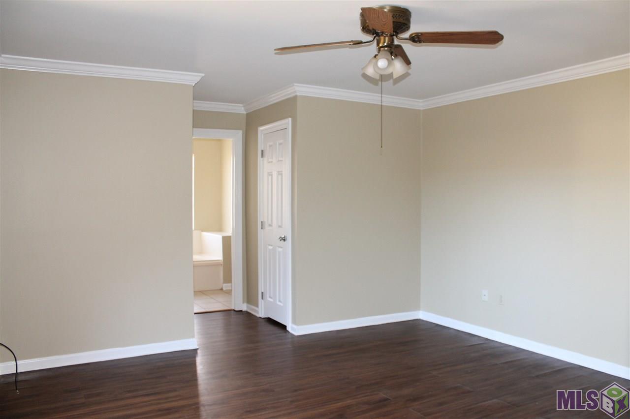 14325 Elmbridge Avenue Baton Rouge, LA 70819 - Photo 6 of 12 Gallery Image 6