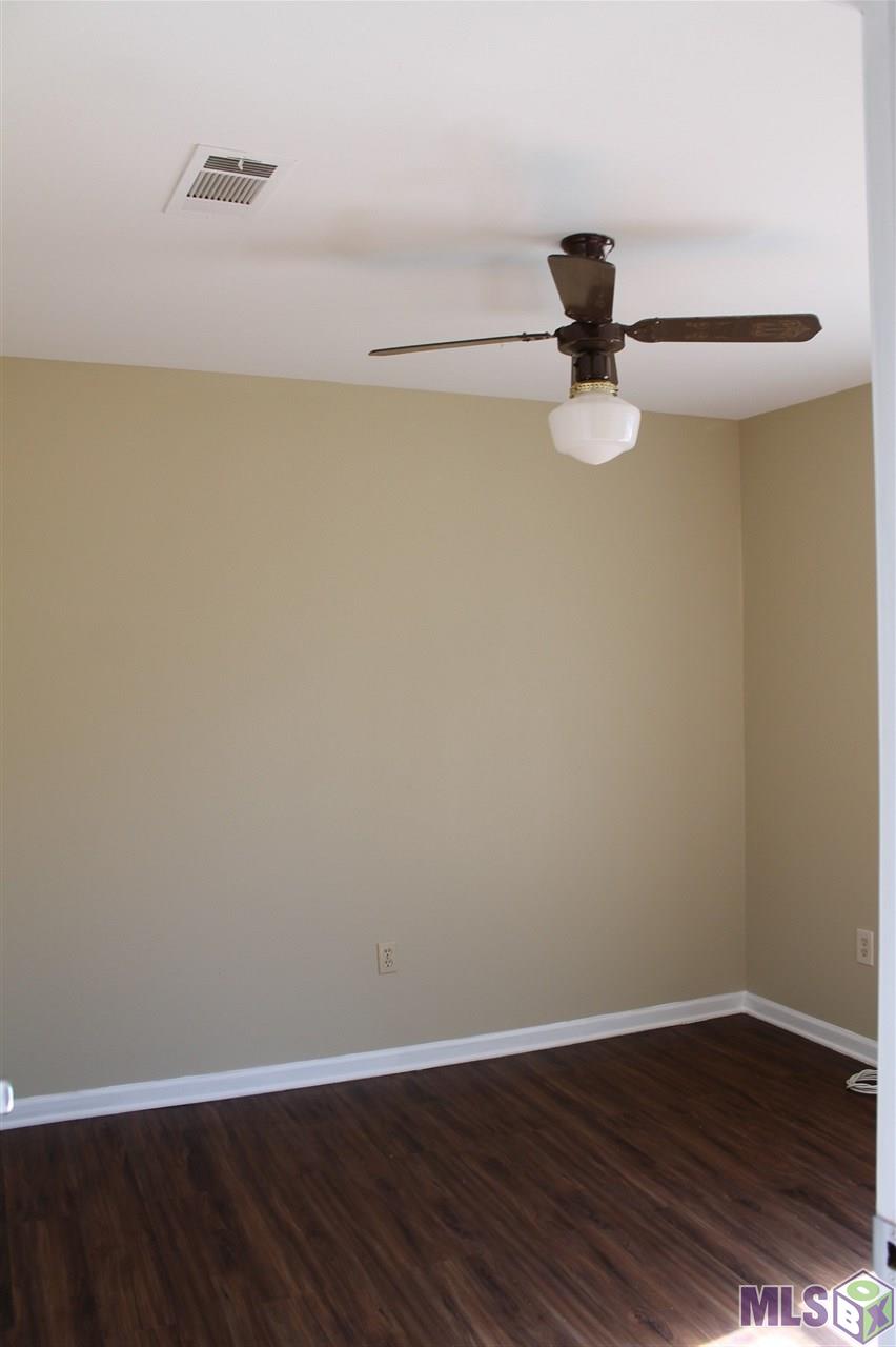 14325 Elmbridge Avenue Baton Rouge, LA 70819 - Photo 8 of 12 Gallery Image 8