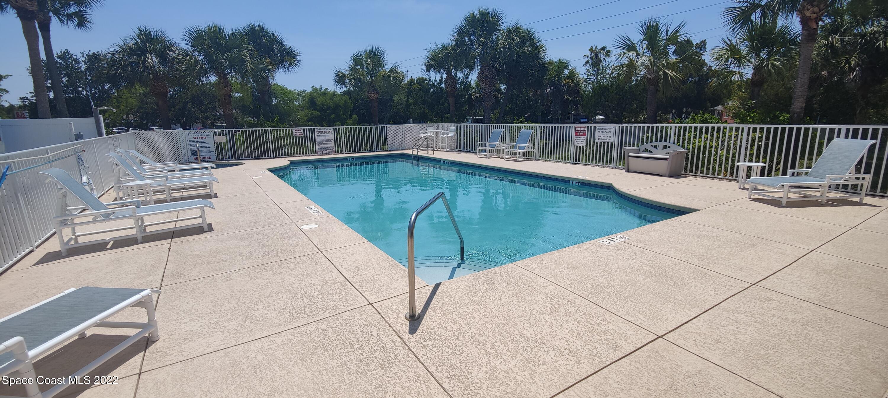 820 Del Rio Way, Unit 204 Merritt Island, FL 32953 - Photo 6 of 72 IMG20220623143524