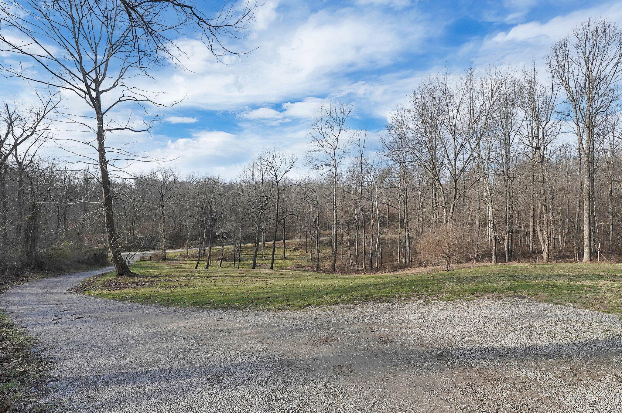 12922 Roby Road Logan, OH 43138 - Photo 6 of 45 1000051395