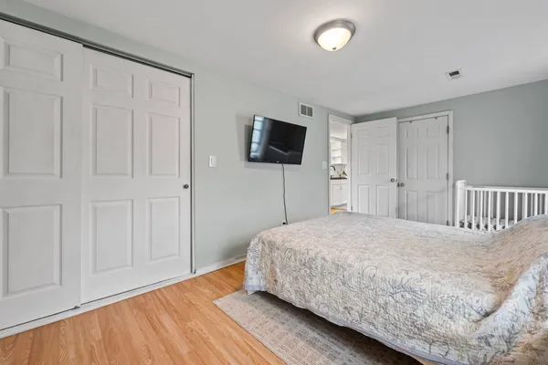 $285,000 | 4616 River Drive, Lisle, IL 60532