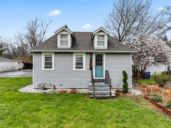 $285,000 | 4616 River Drive, Lisle, IL 60532