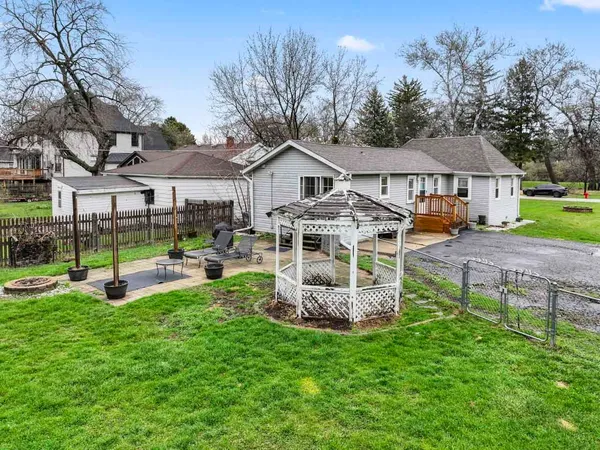 $285,000 | 4616 River Drive, Lisle, IL 60532
